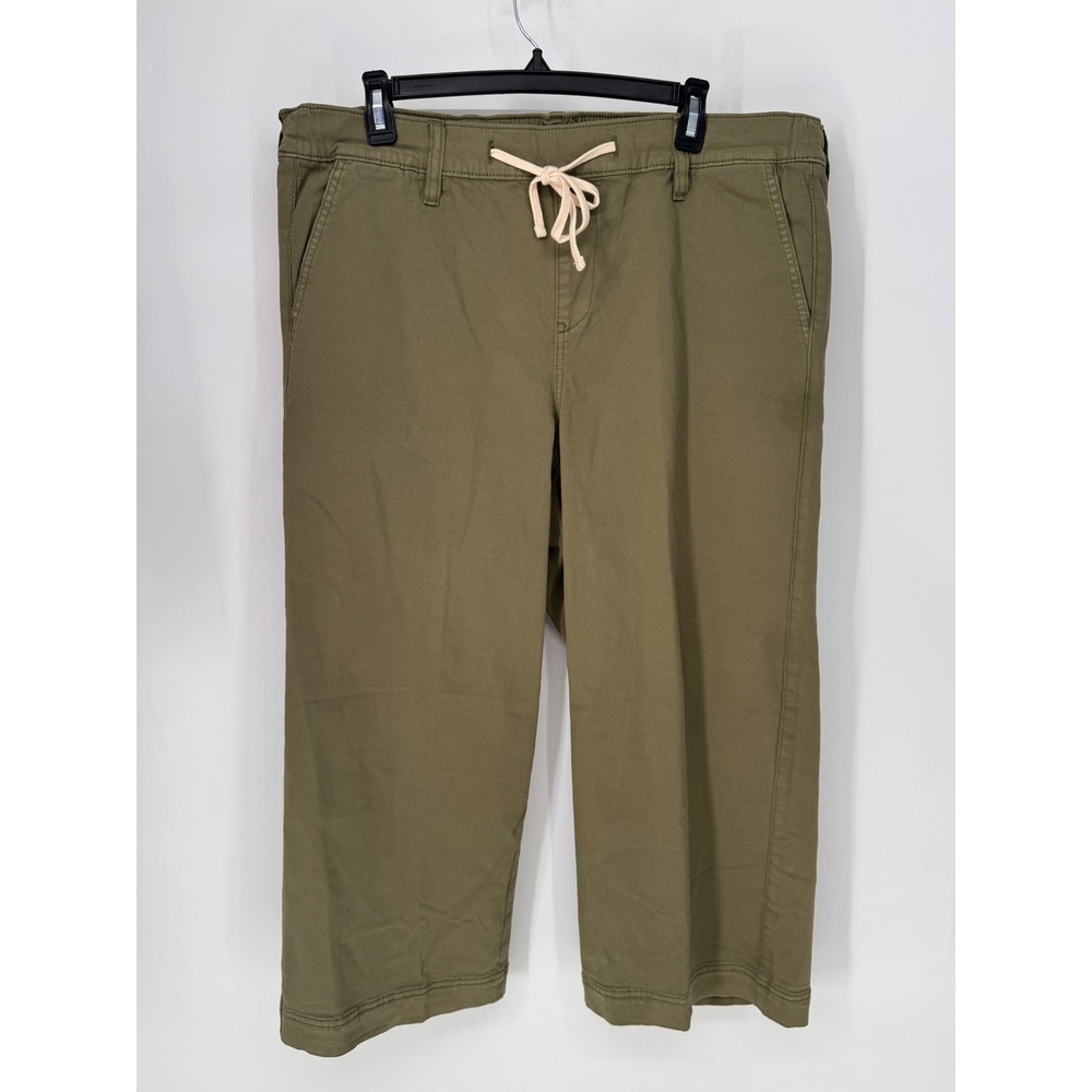 Torrid Pants Women 2X Olivine NWT Wide Stretch Twill Mid-Rise Crop Pull-On 4064